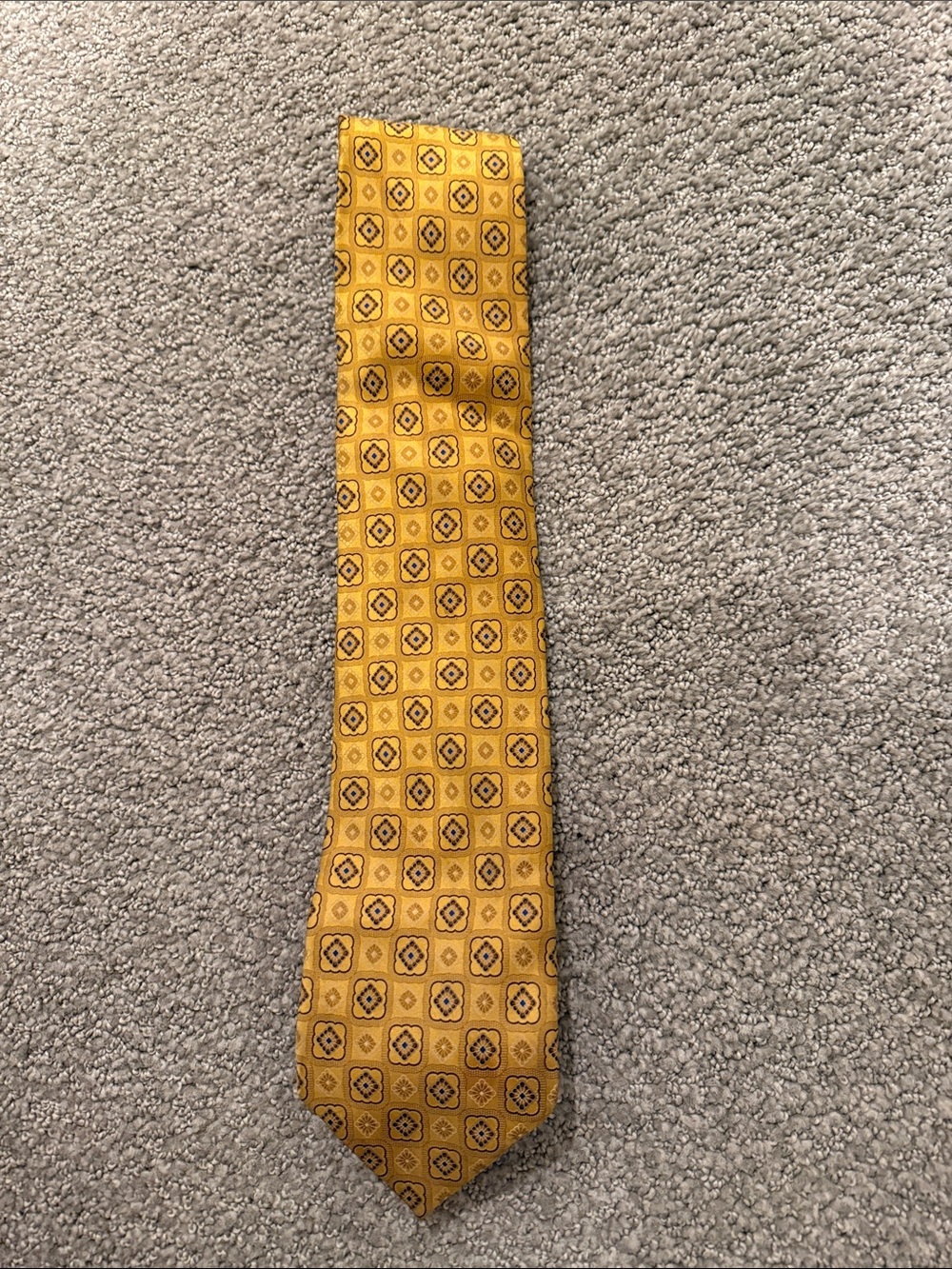 AMAZING MEN'S LIMITED EDITION CANALI TIE - ITALY